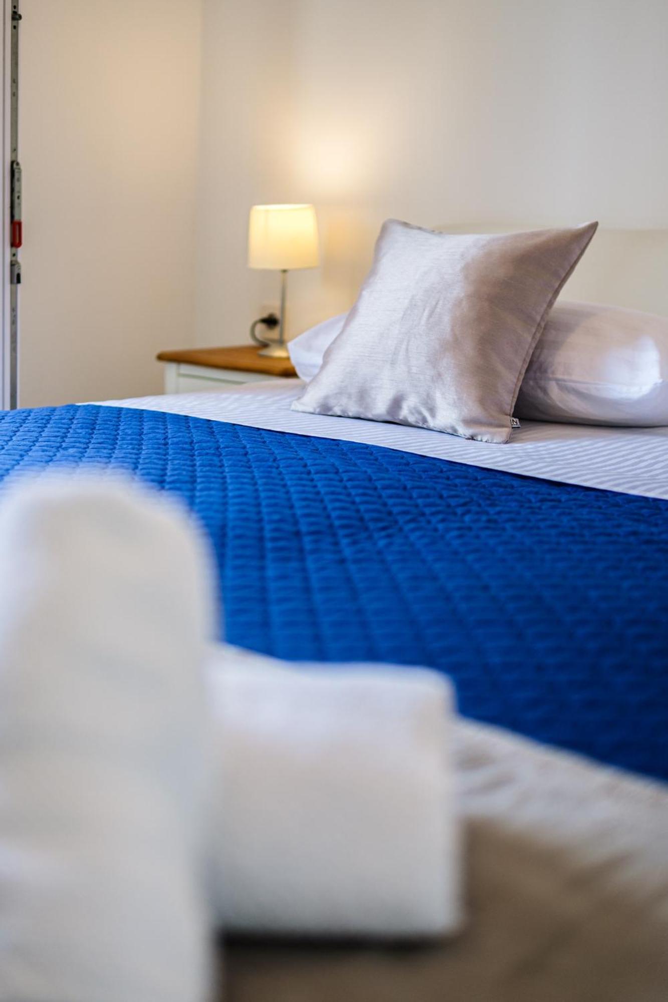 Rooms Anna Милна Екстериор снимка